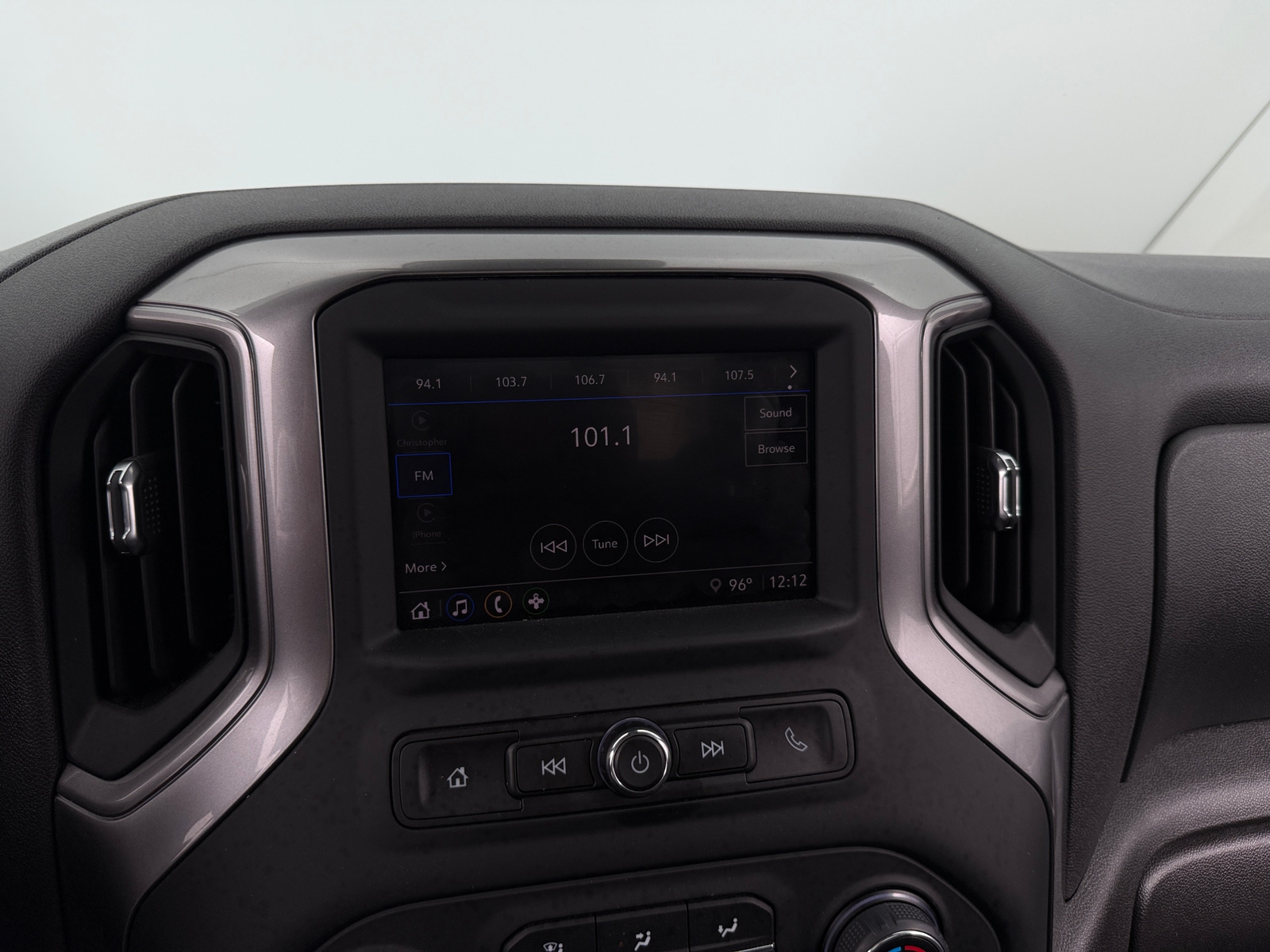 Thumbnail: 2024 Chevrolet Silverado 1500 - 4