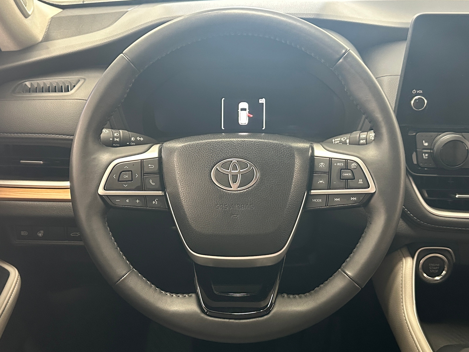 Thumbnail: 2025 Toyota Grand Highlander - 4