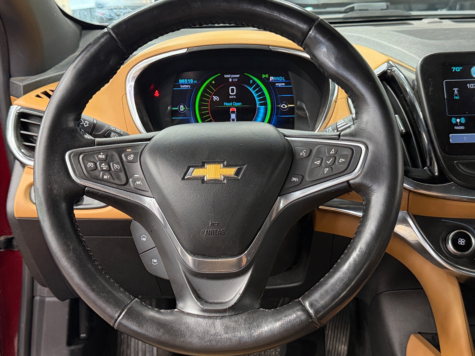 Thumbnail: 2017 Chevrolet Volt - 4