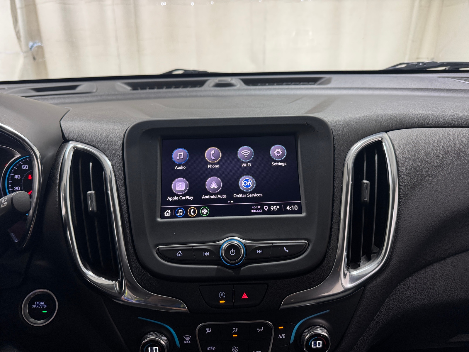 Thumbnail: 2024 Chevrolet Equinox - 4