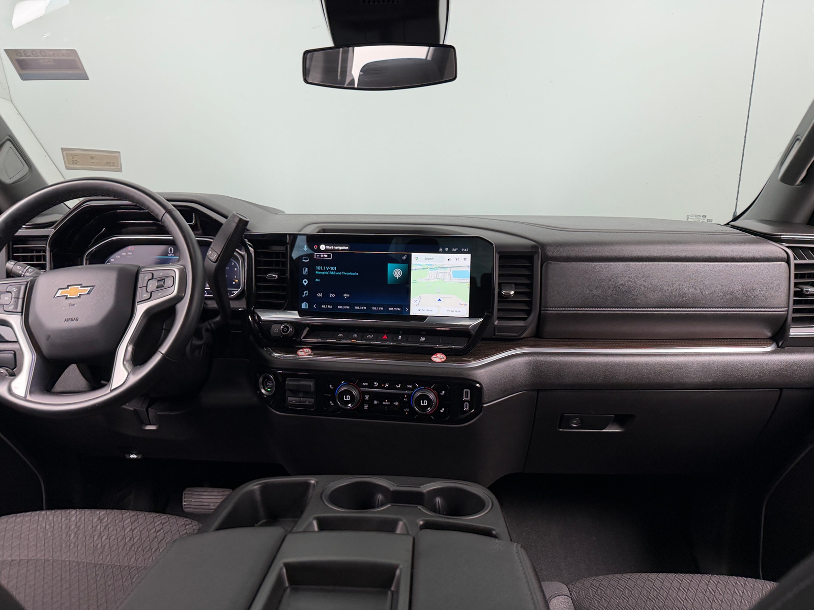 Thumbnail: 2025 Chevrolet Silverado 1500 - 3