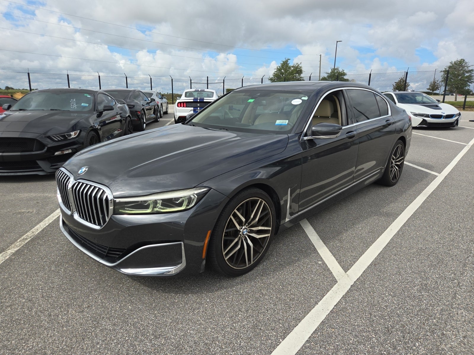 2020 BMW 740i