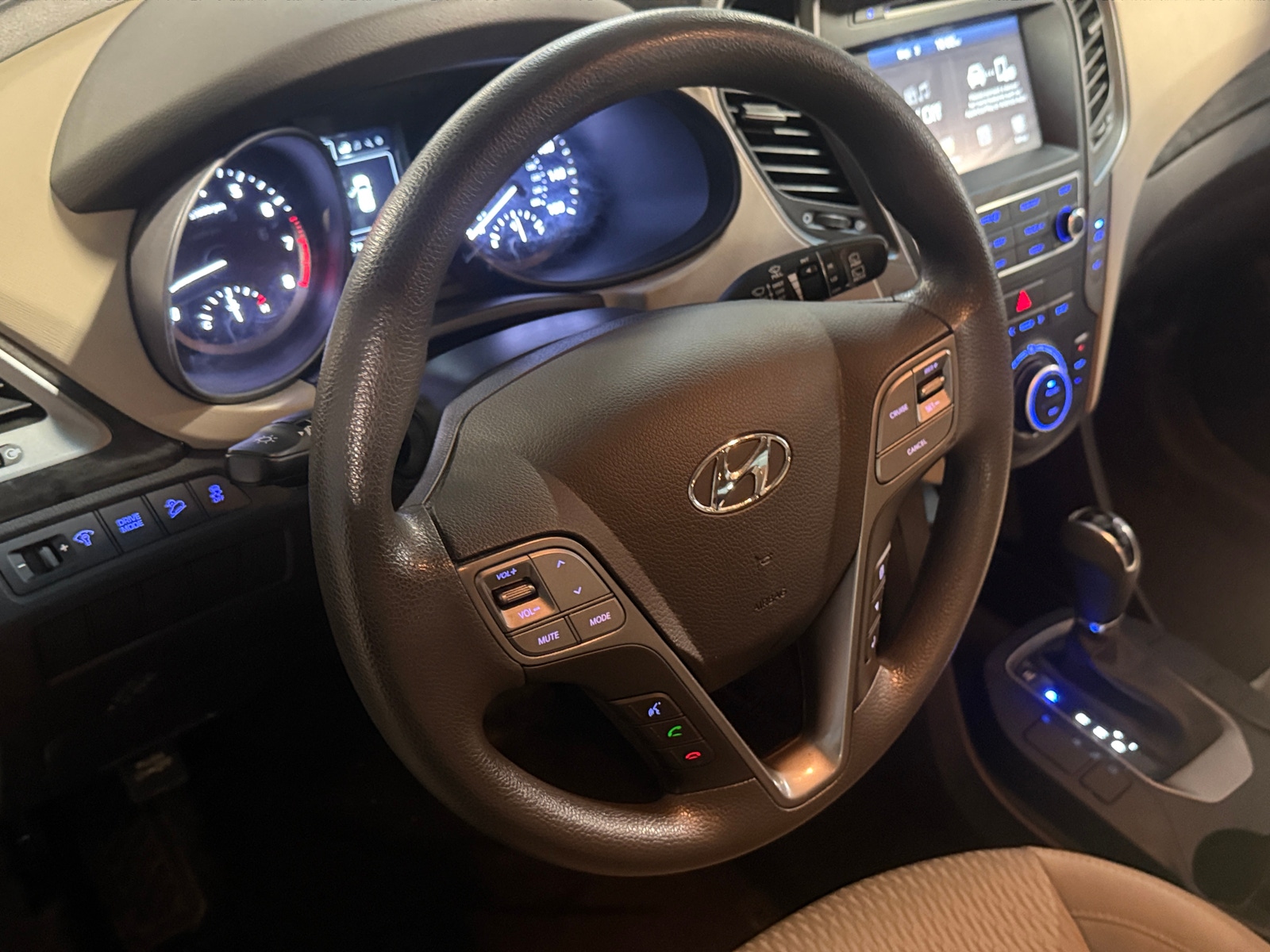 Thumbnail: 2017 Hyundai Santa Fe - 5