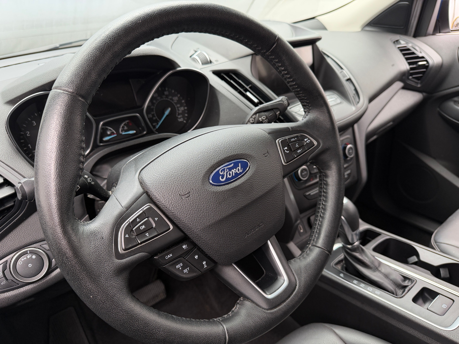 Thumbnail: 2019 Ford Escape - 4