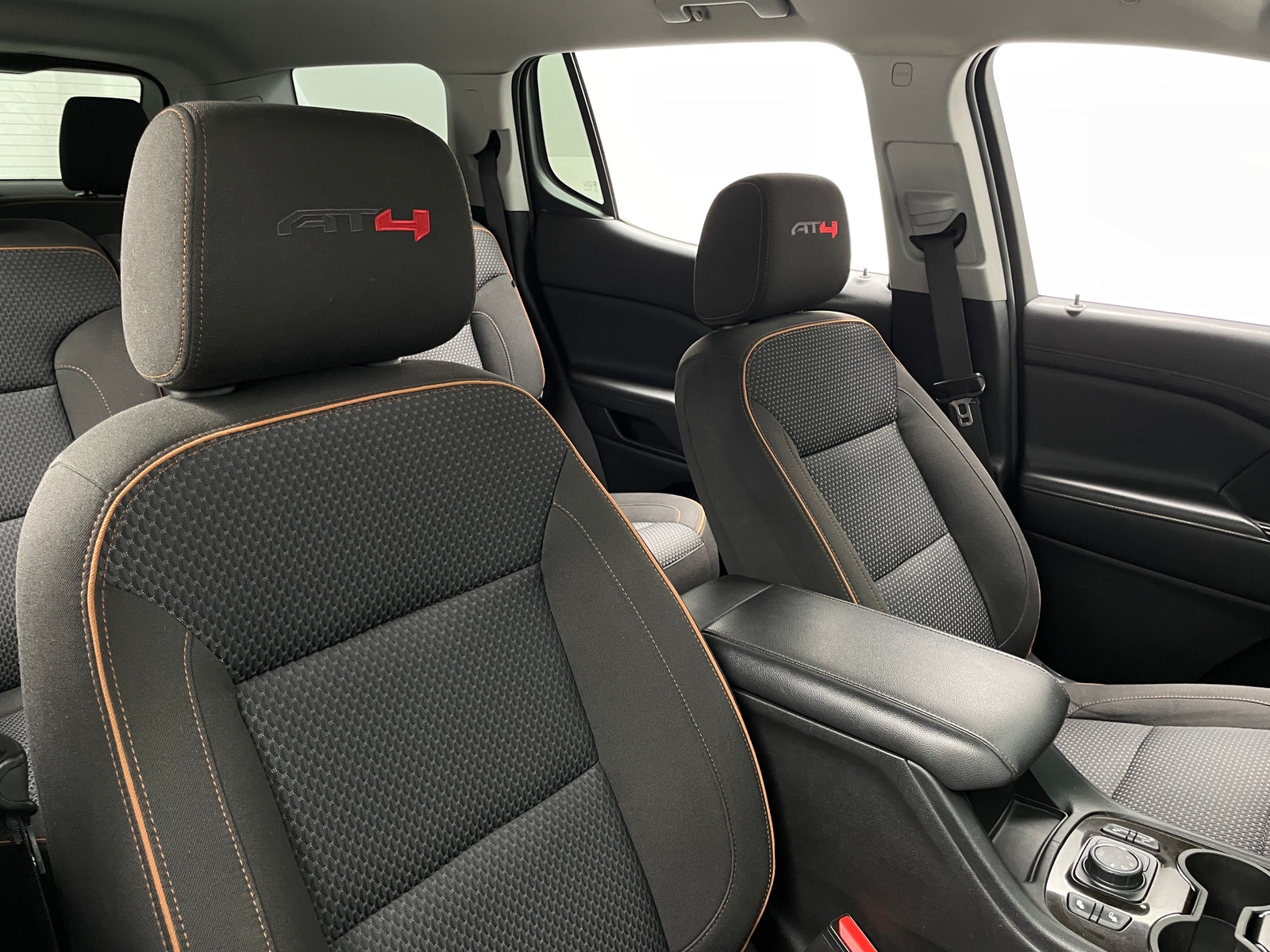 Thumbnail: 2020 GMC Acadia - 2