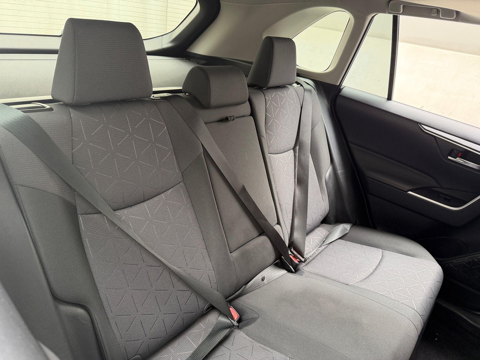 Thumbnail: 2021 Toyota RAV4 - 6