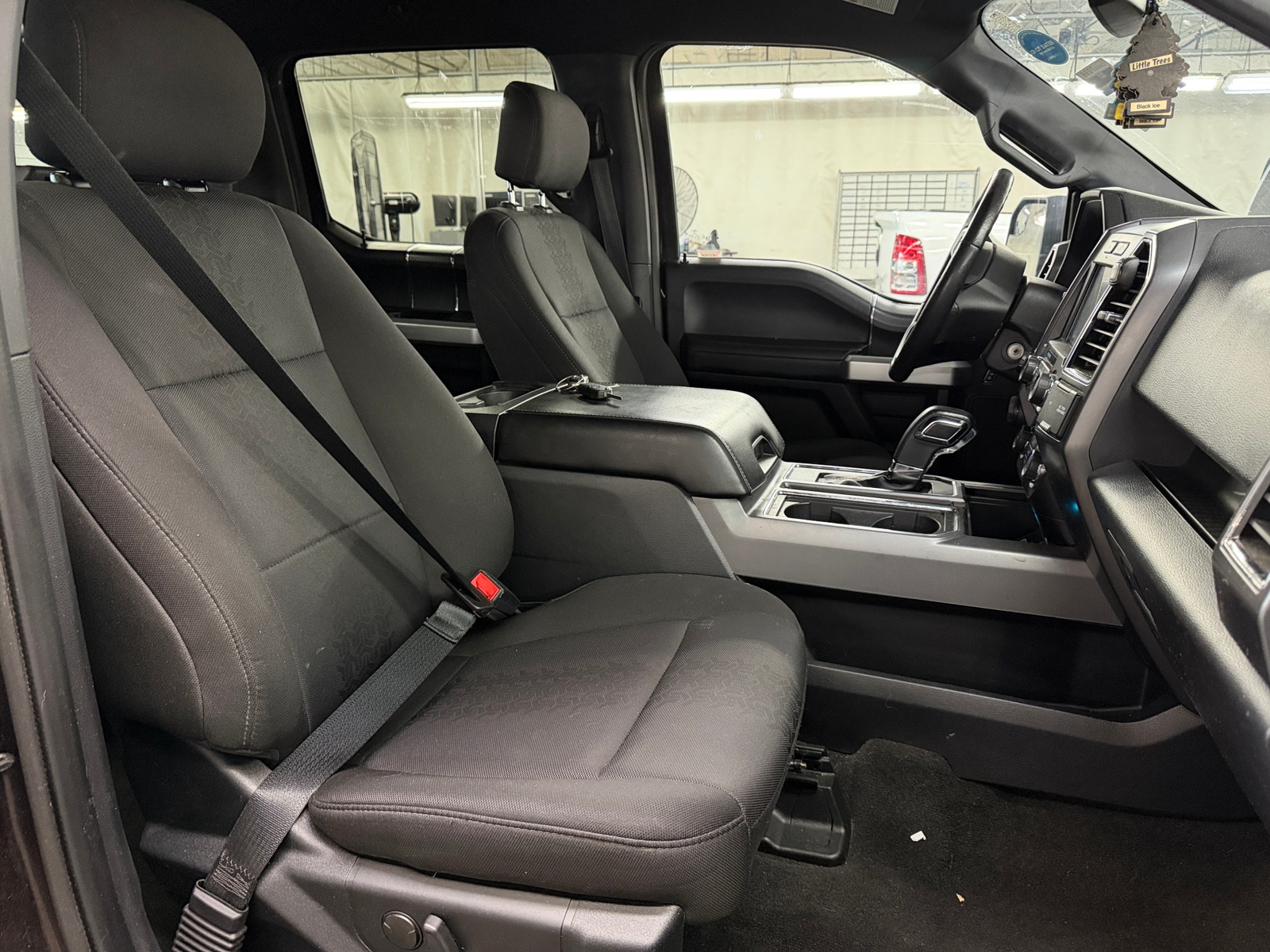 Thumbnail: 2020 Ford Econoline - 2