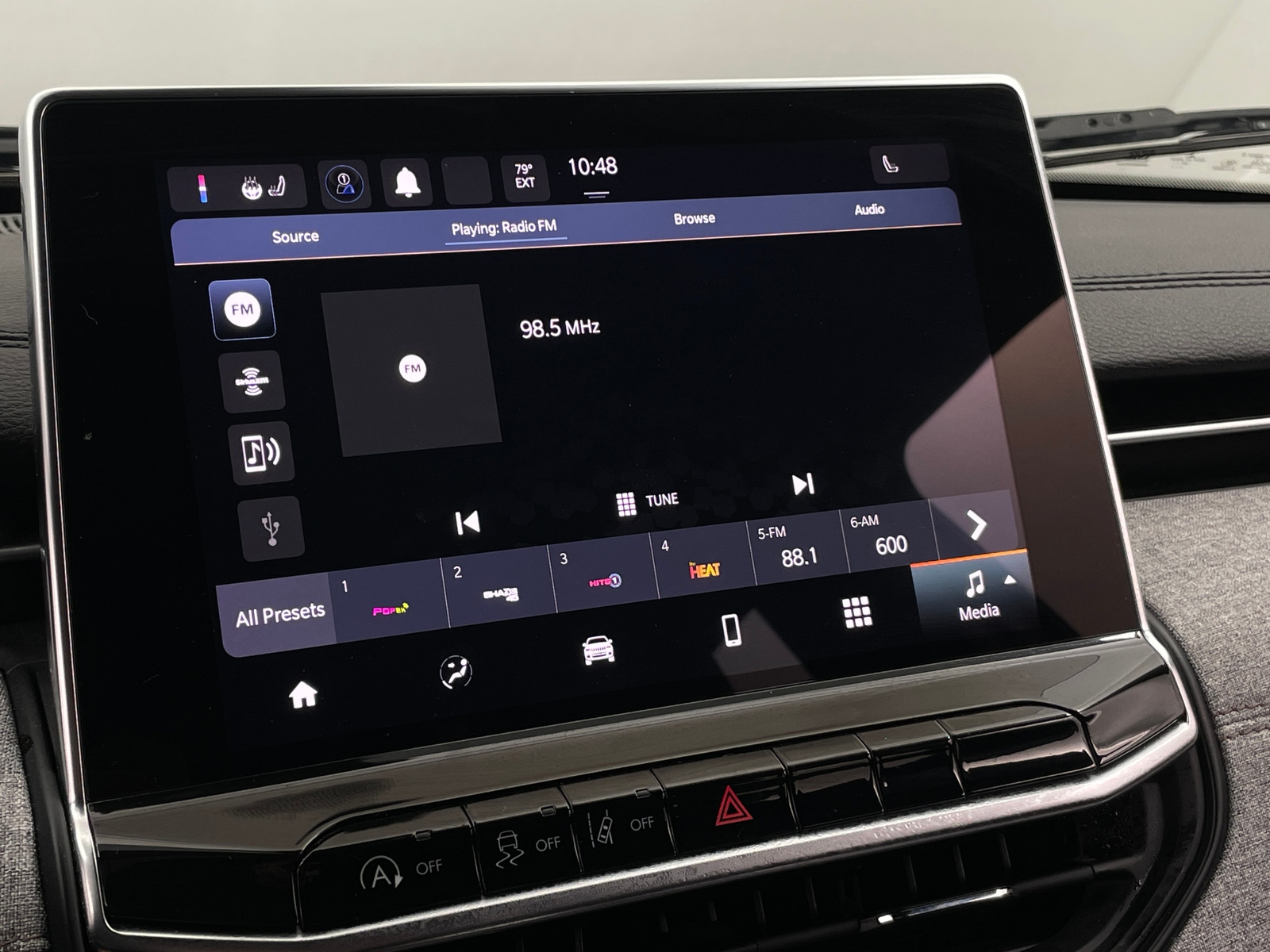 Thumbnail: 2023 Jeep Compass - 3