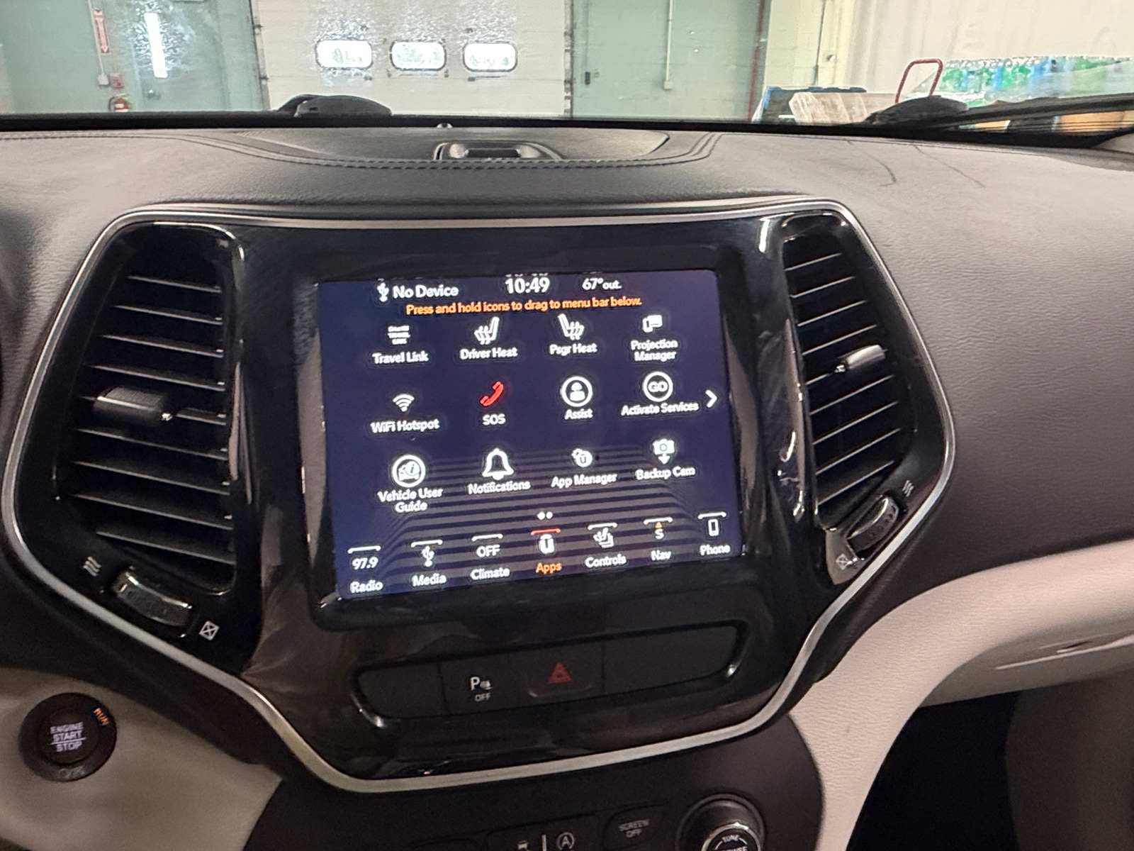 Thumbnail: 2019 Jeep Cherokee - 3