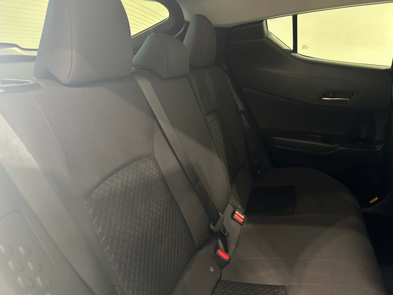 Thumbnail: 2021 Toyota C-HR - 6