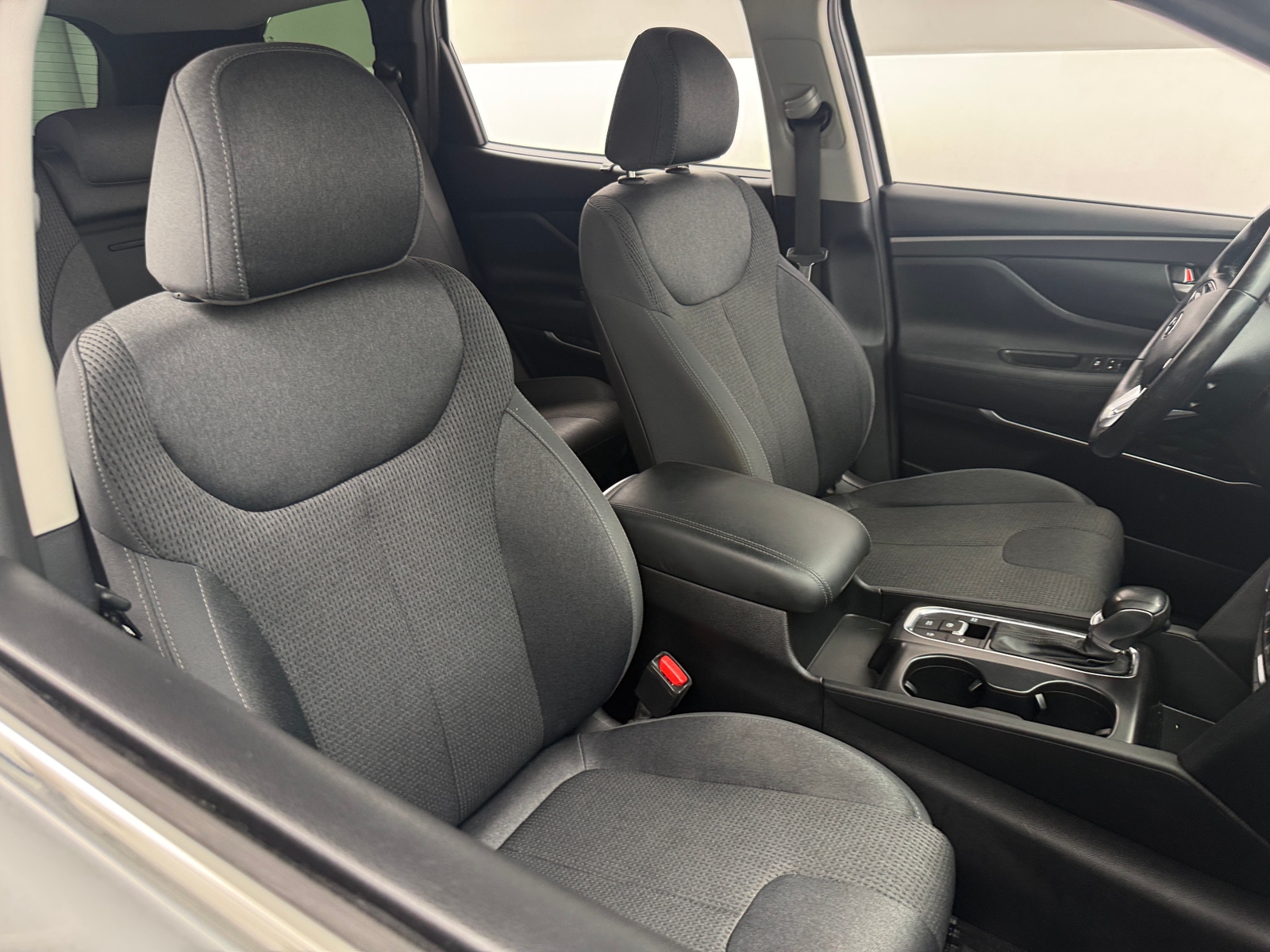 Thumbnail: 2019 Hyundai Santa Fe - 2