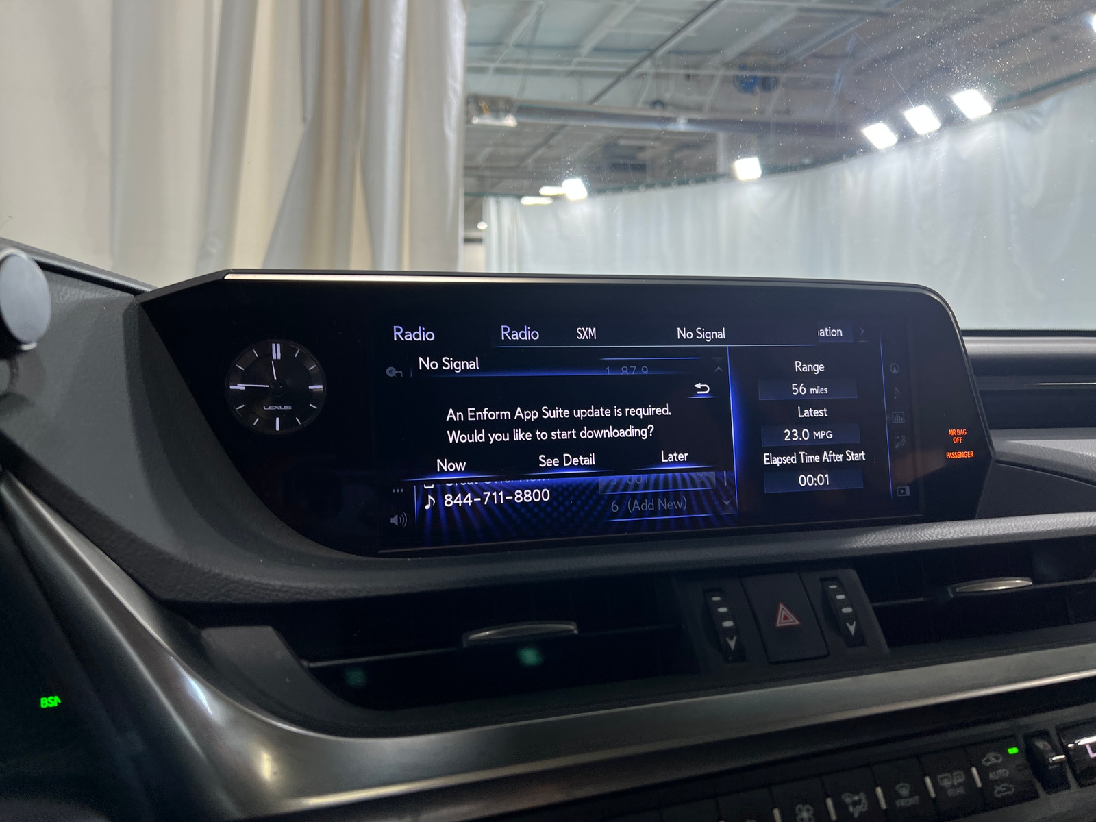 Thumbnail: 2019 Lexus ES - 4