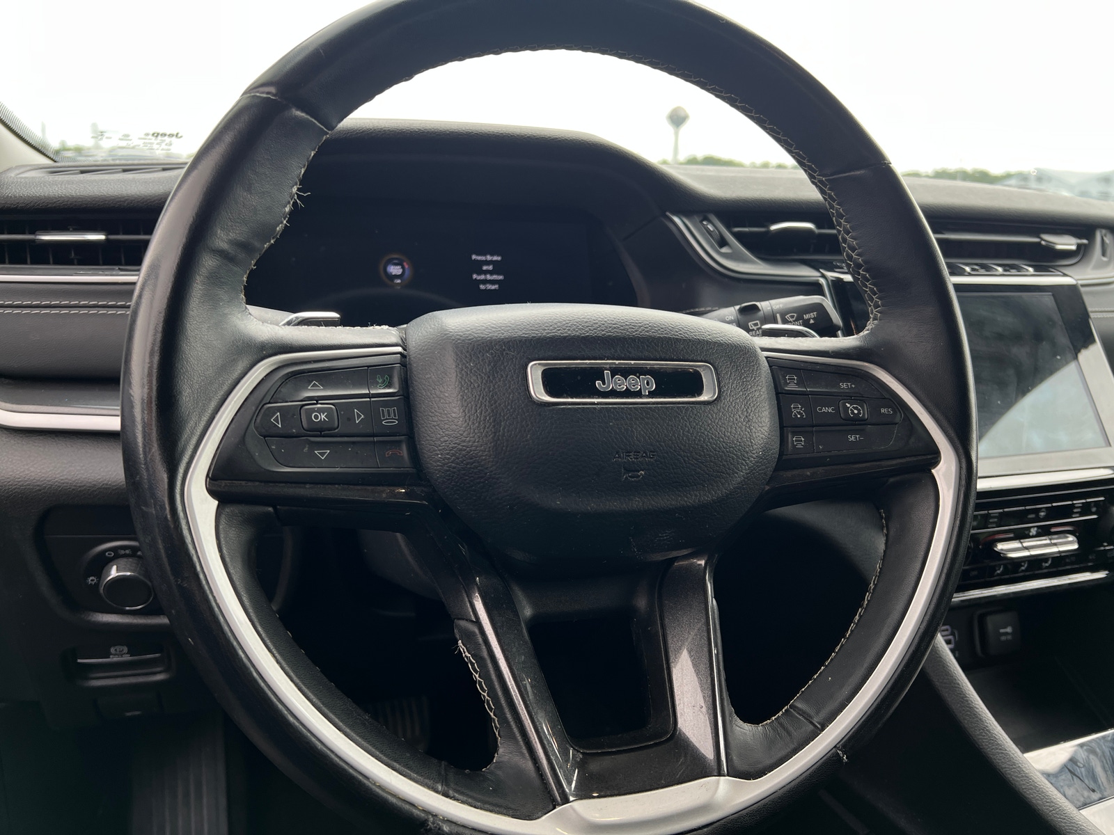 Thumbnail: 2022 Jeep Grand Cherokee - 5