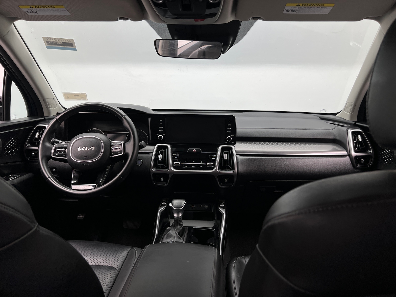 Thumbnail: 2023 Kia Sorento - 2