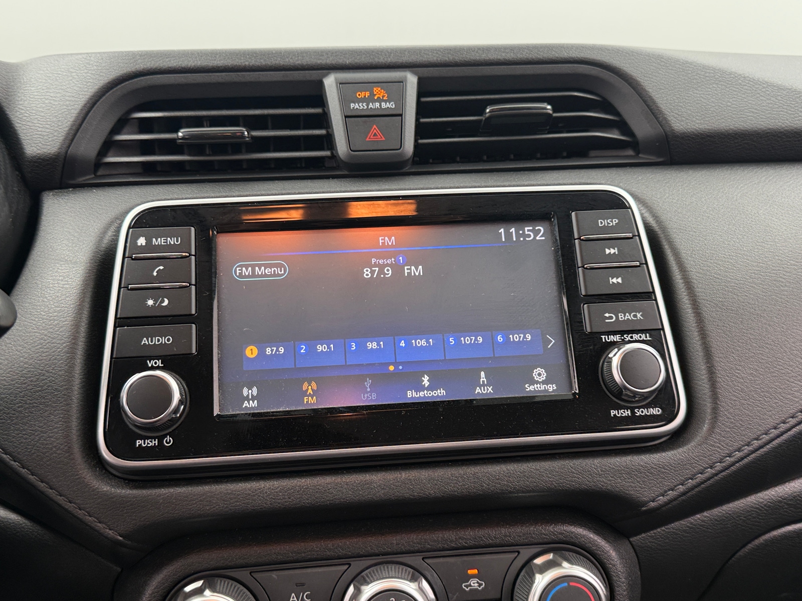 Thumbnail: 2022 Nissan Versa - 4