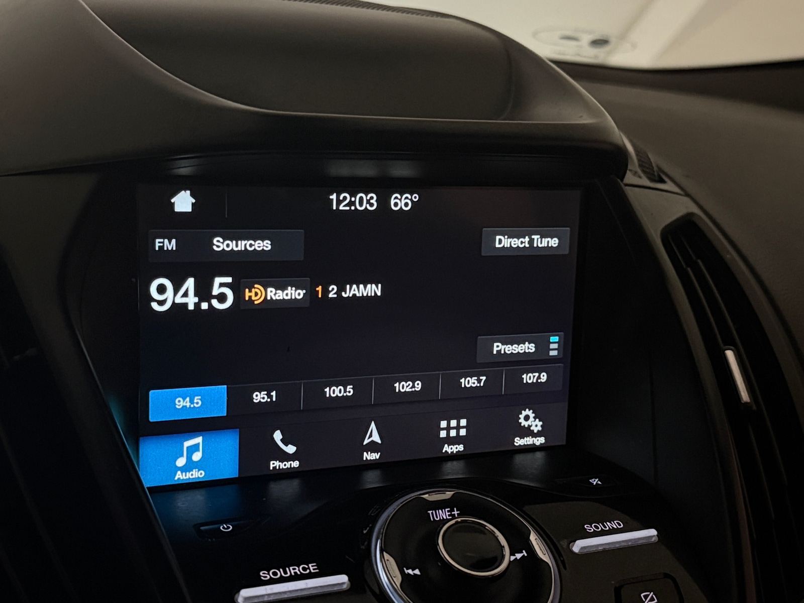 Thumbnail: 2019 Ford Escape - 3