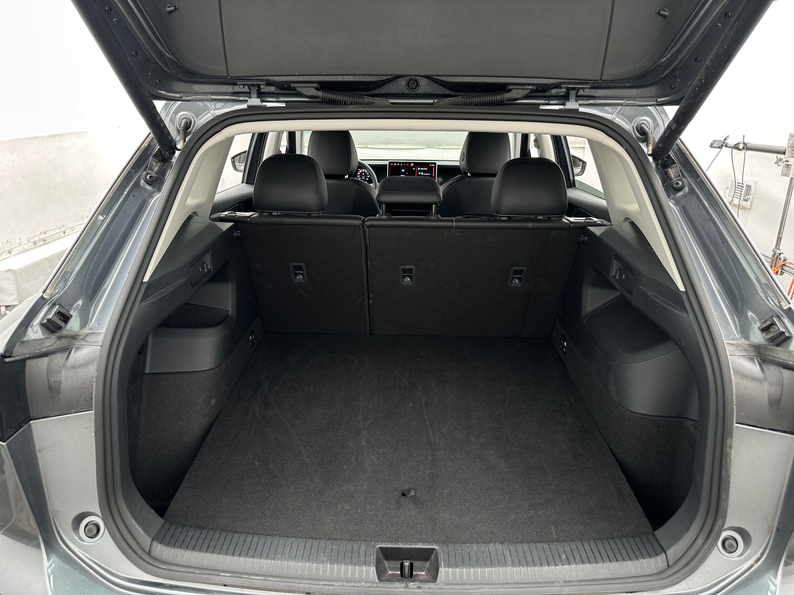 Thumbnail: 2026 Volkswagen Tiguan - 7