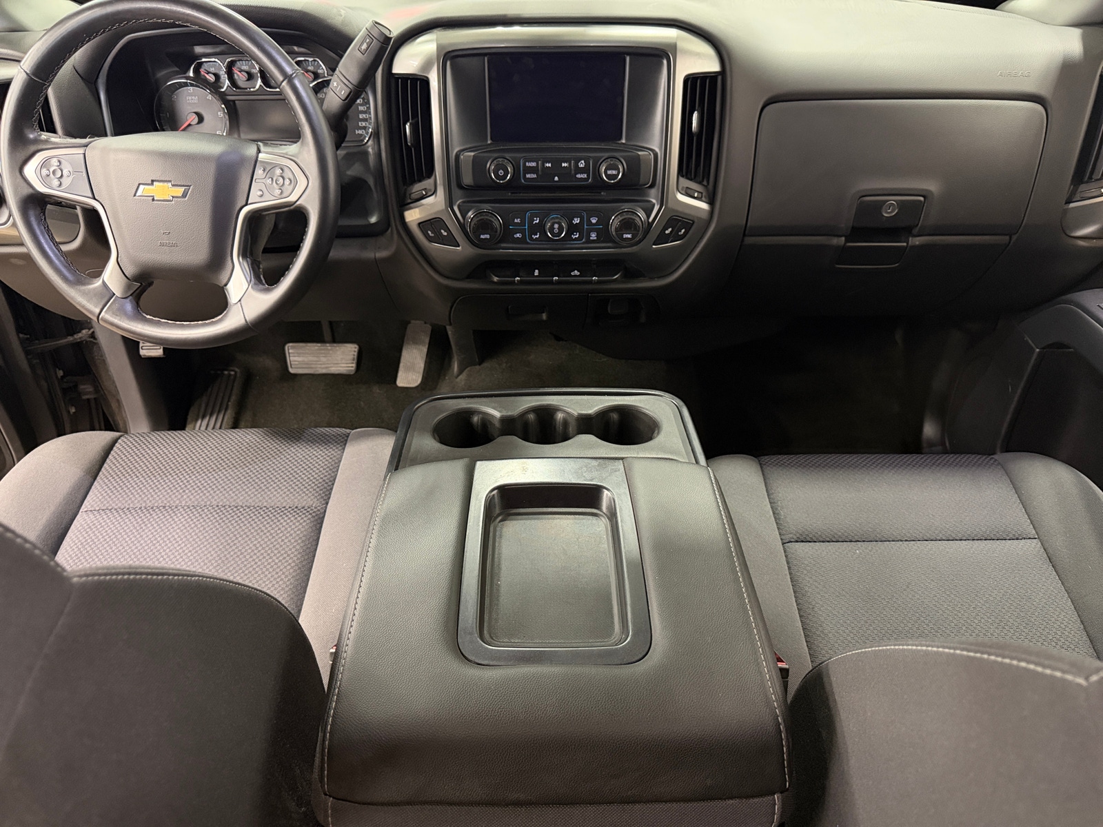 Thumbnail: 2018 Chevrolet Silverado 1500 - 3