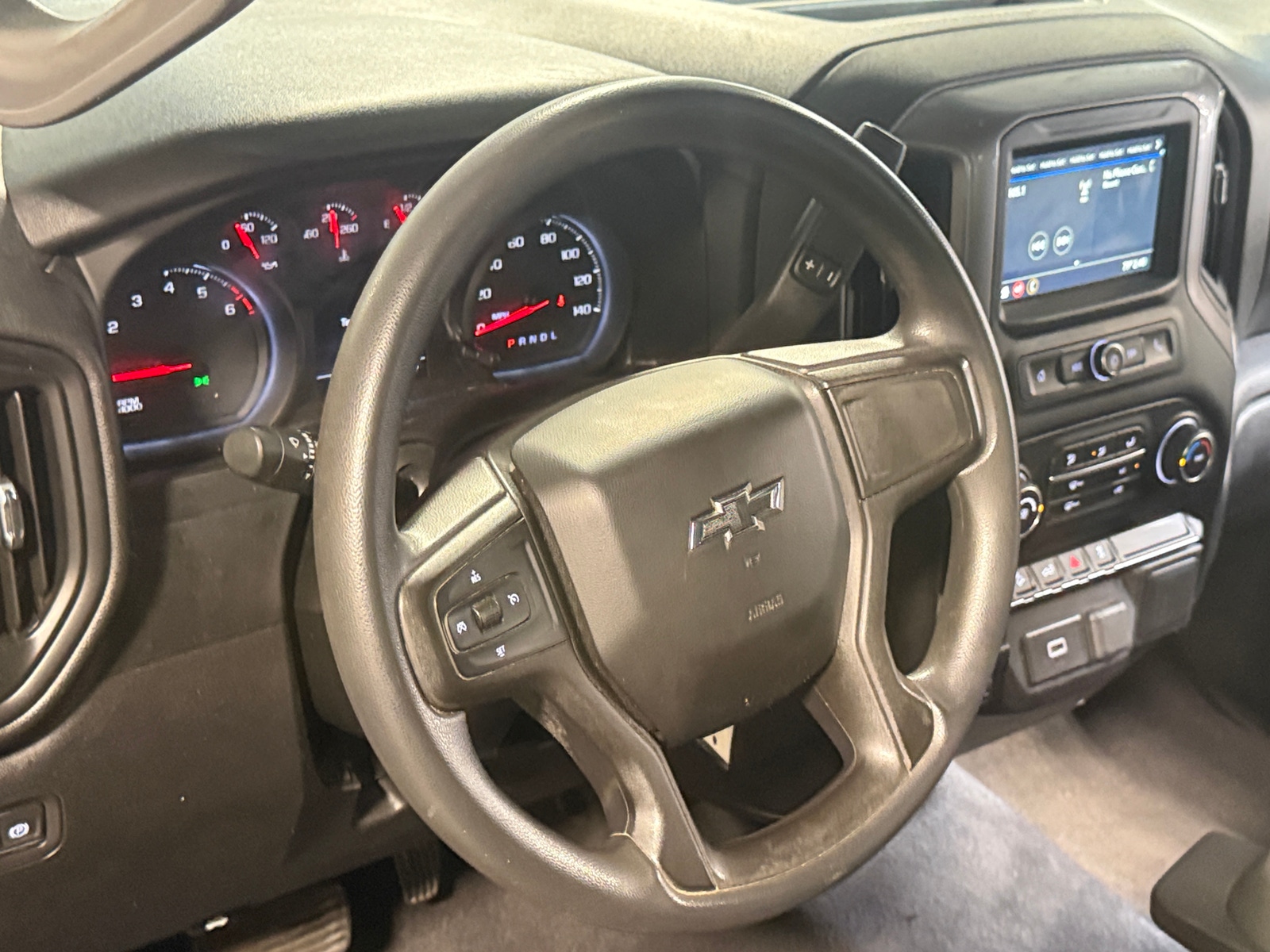 Thumbnail: 2019 Chevrolet Silverado 1500 - 5
