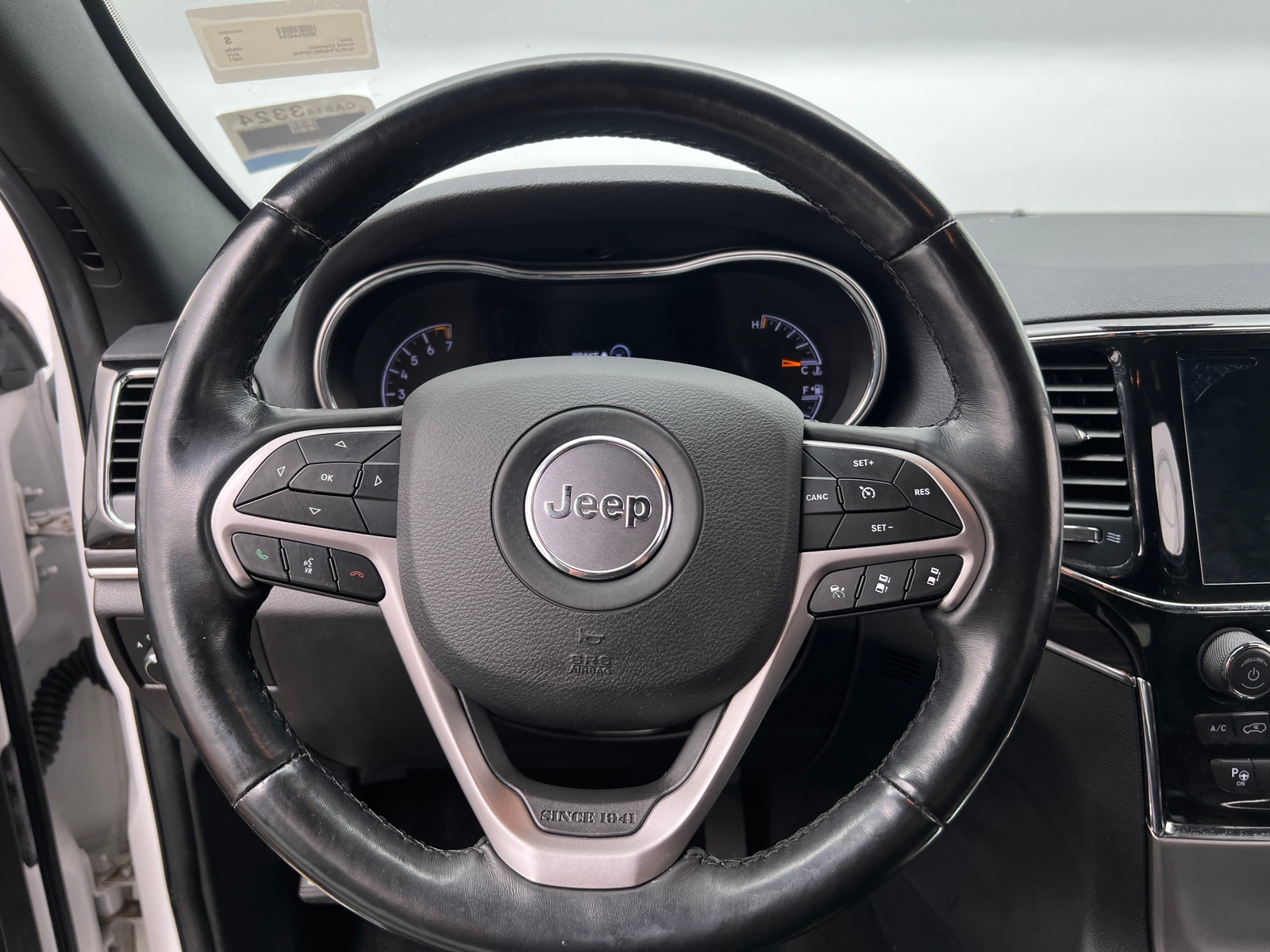 Thumbnail: 2021 Jeep Grand Cherokee - 4