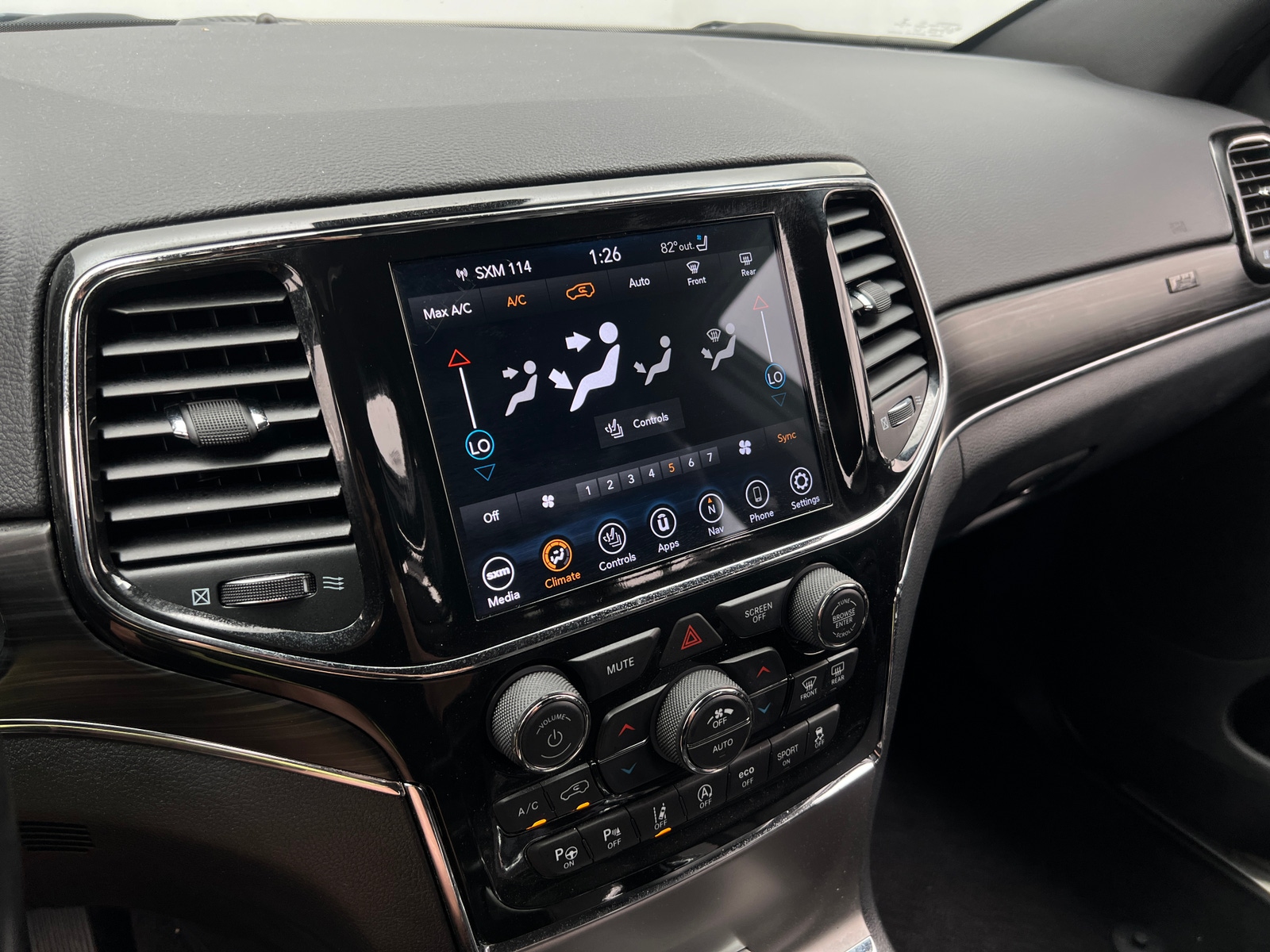 Thumbnail: 2021 Jeep Grand Cherokee - 3