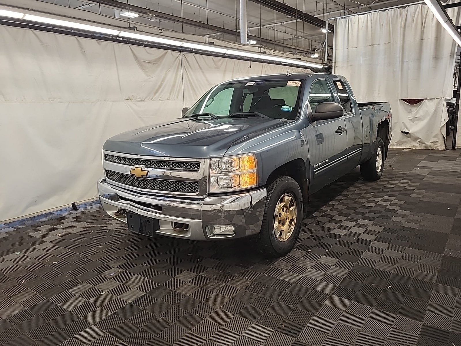 2012 Chevrolet Silverado 1500 4WD Ext Cab 143.5" LT