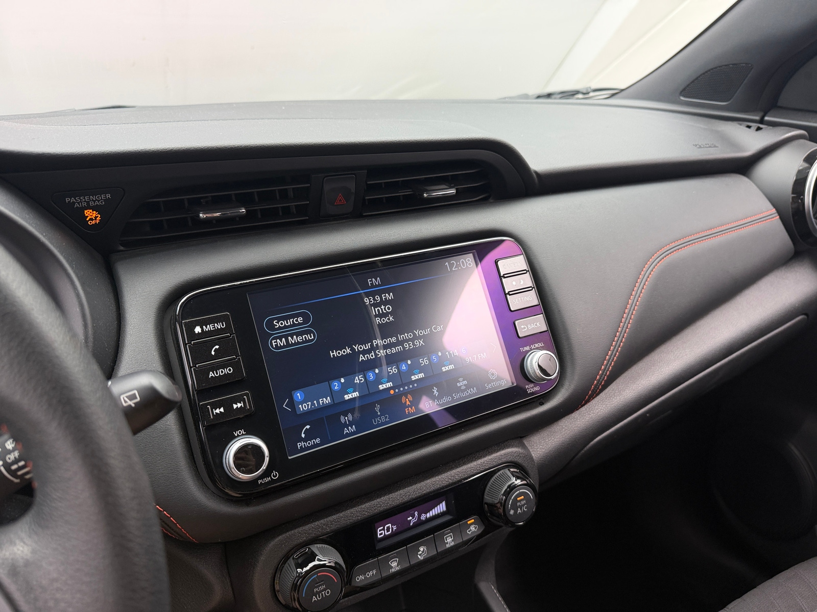 Thumbnail: 2024 Nissan Kicks - 4