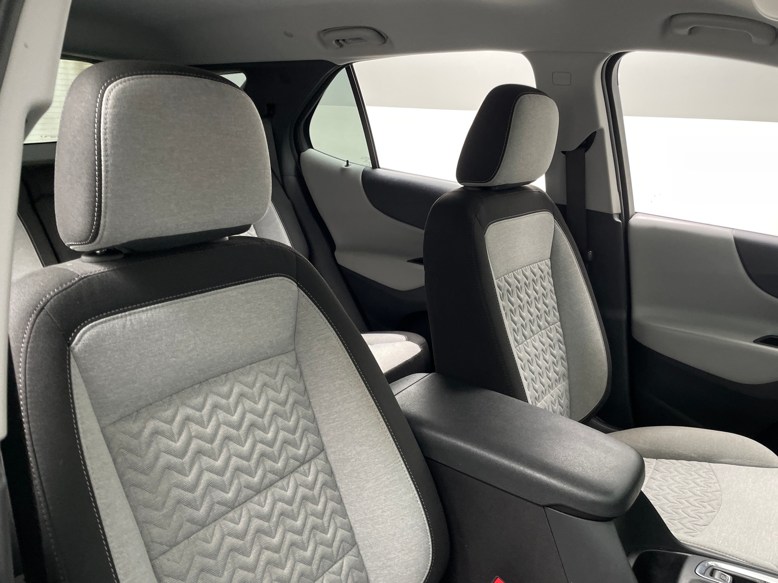 Thumbnail: 2023 Chevrolet Equinox - 2