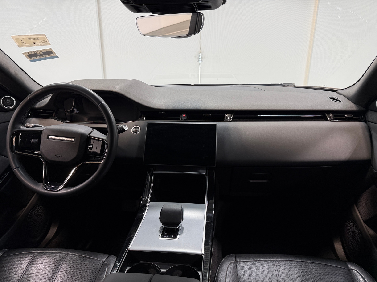 Thumbnail: 2024 Land Rover Range Rover Evoque - 3