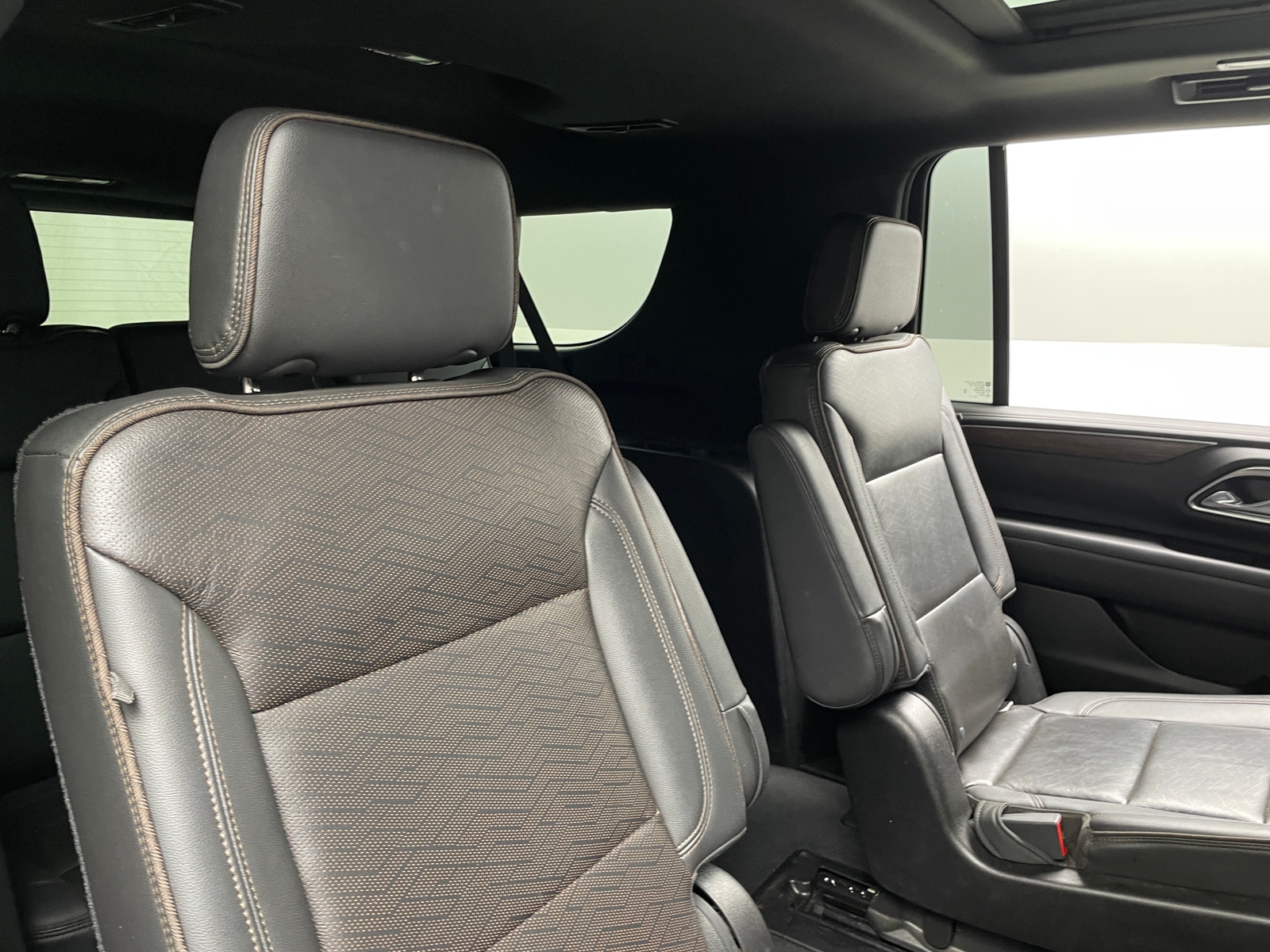 Thumbnail: 2021 Chevrolet Suburban - 5
