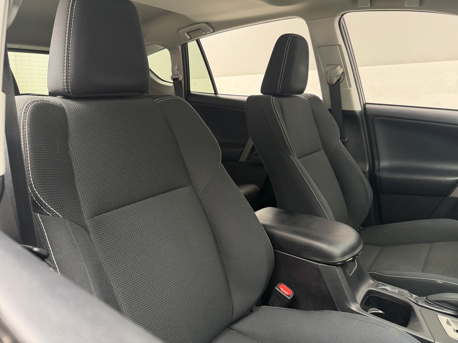 Thumbnail: 2017 Toyota RAV4 - 2