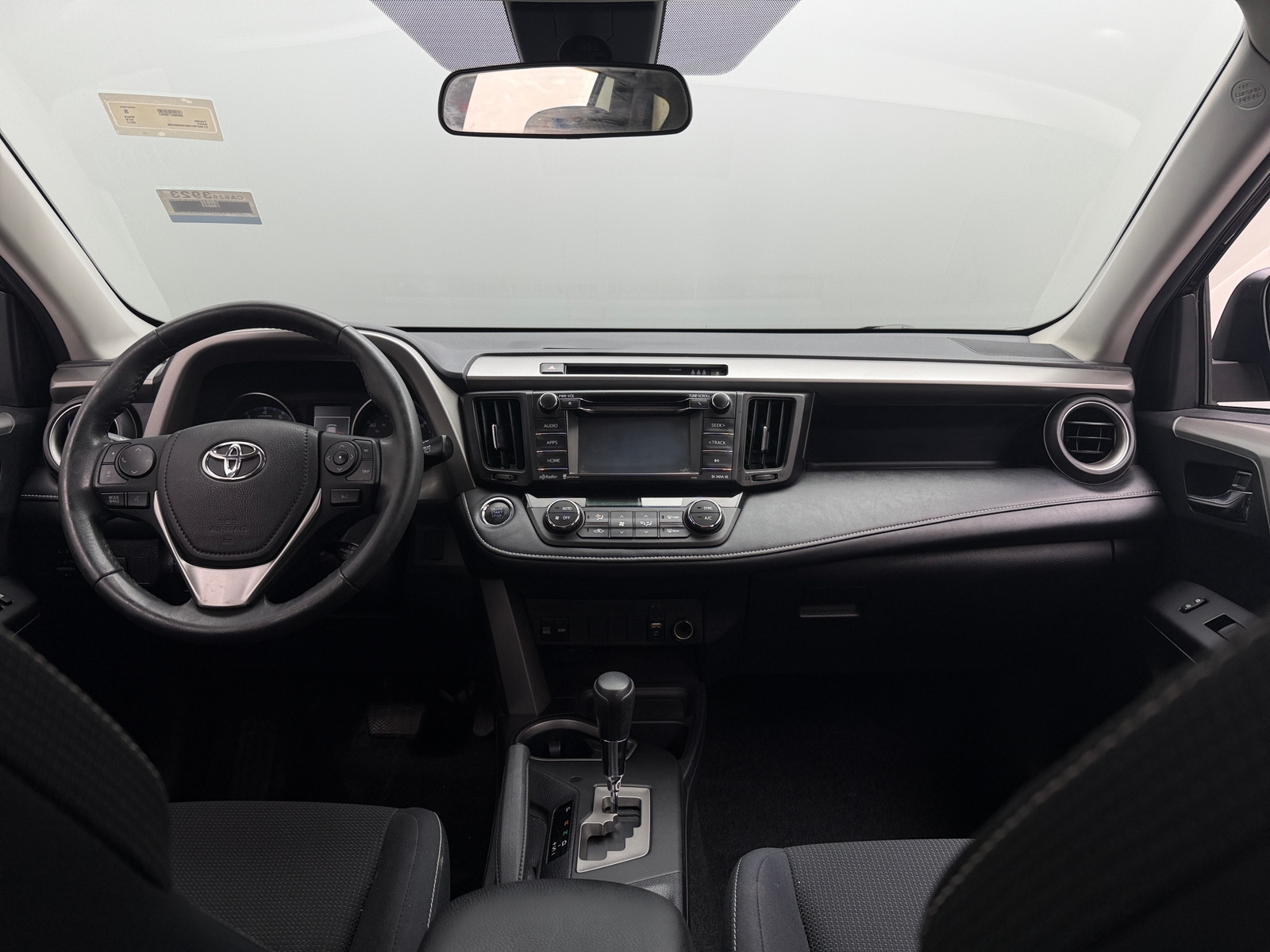 Thumbnail: 2017 Toyota RAV4 - 3