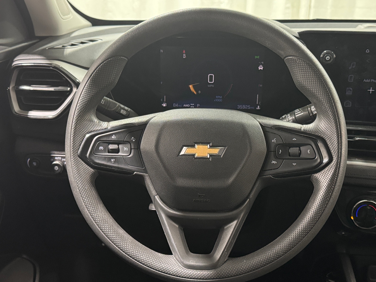 Thumbnail: 2025 Chevrolet TrailBlazer - 5