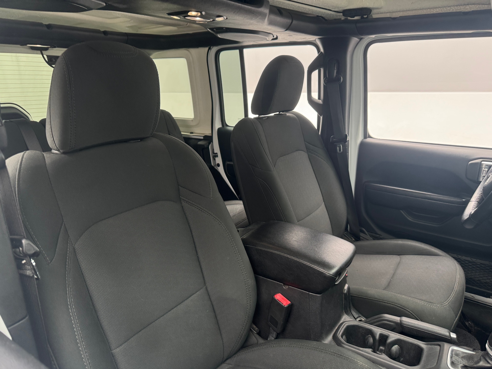 Thumbnail: 2019 Jeep Wrangler - 2