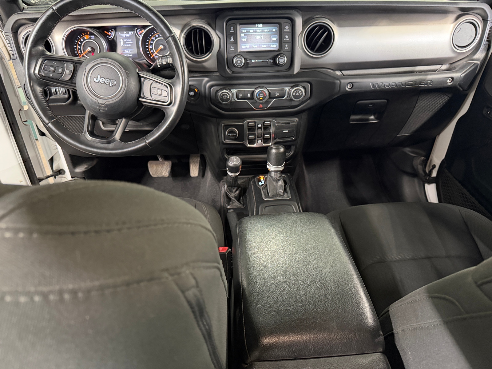 Thumbnail: 2019 Jeep Wrangler - 3