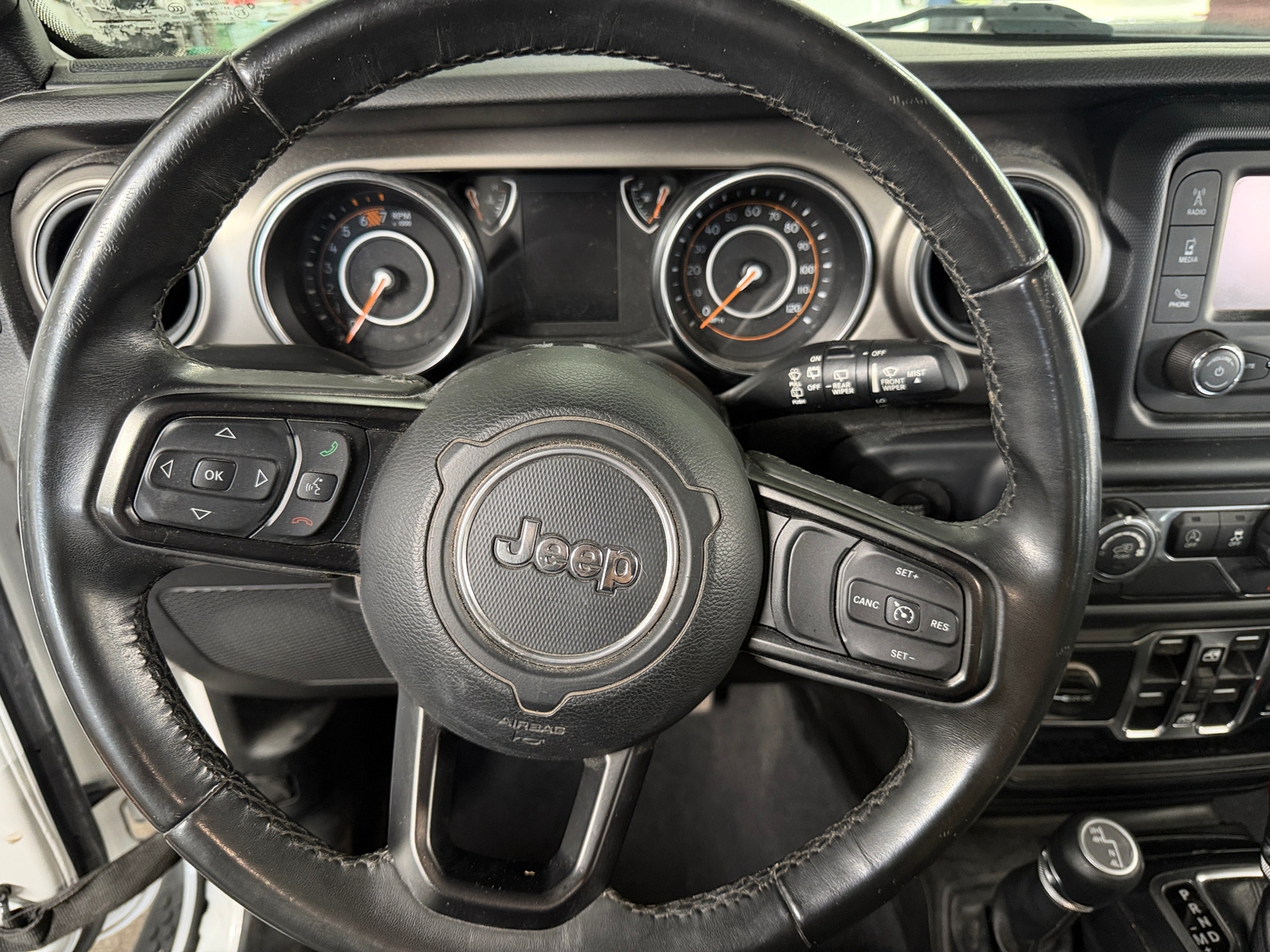 Thumbnail: 2019 Jeep Wrangler - 5
