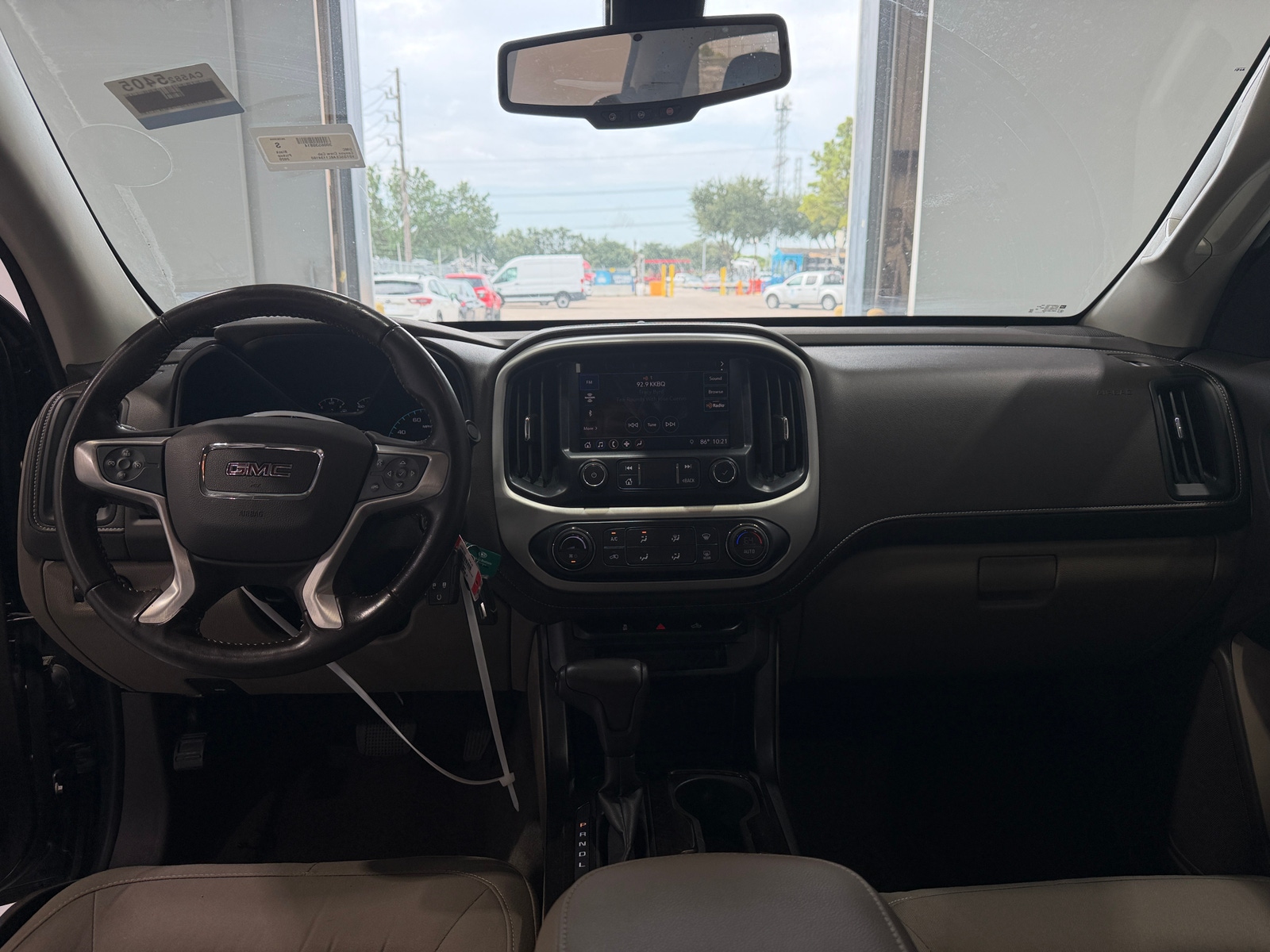 Thumbnail: 2020 GMC Canyon - 3