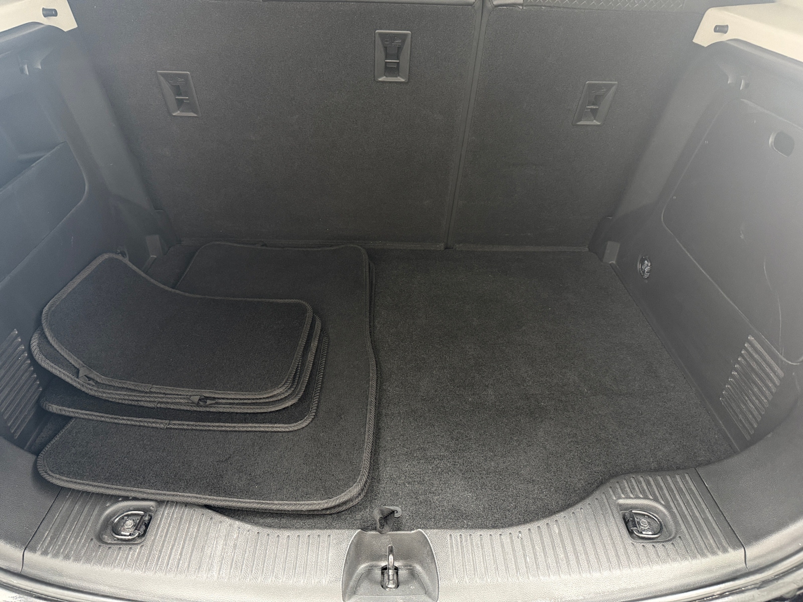 Thumbnail: 2018 Buick Encore - 6