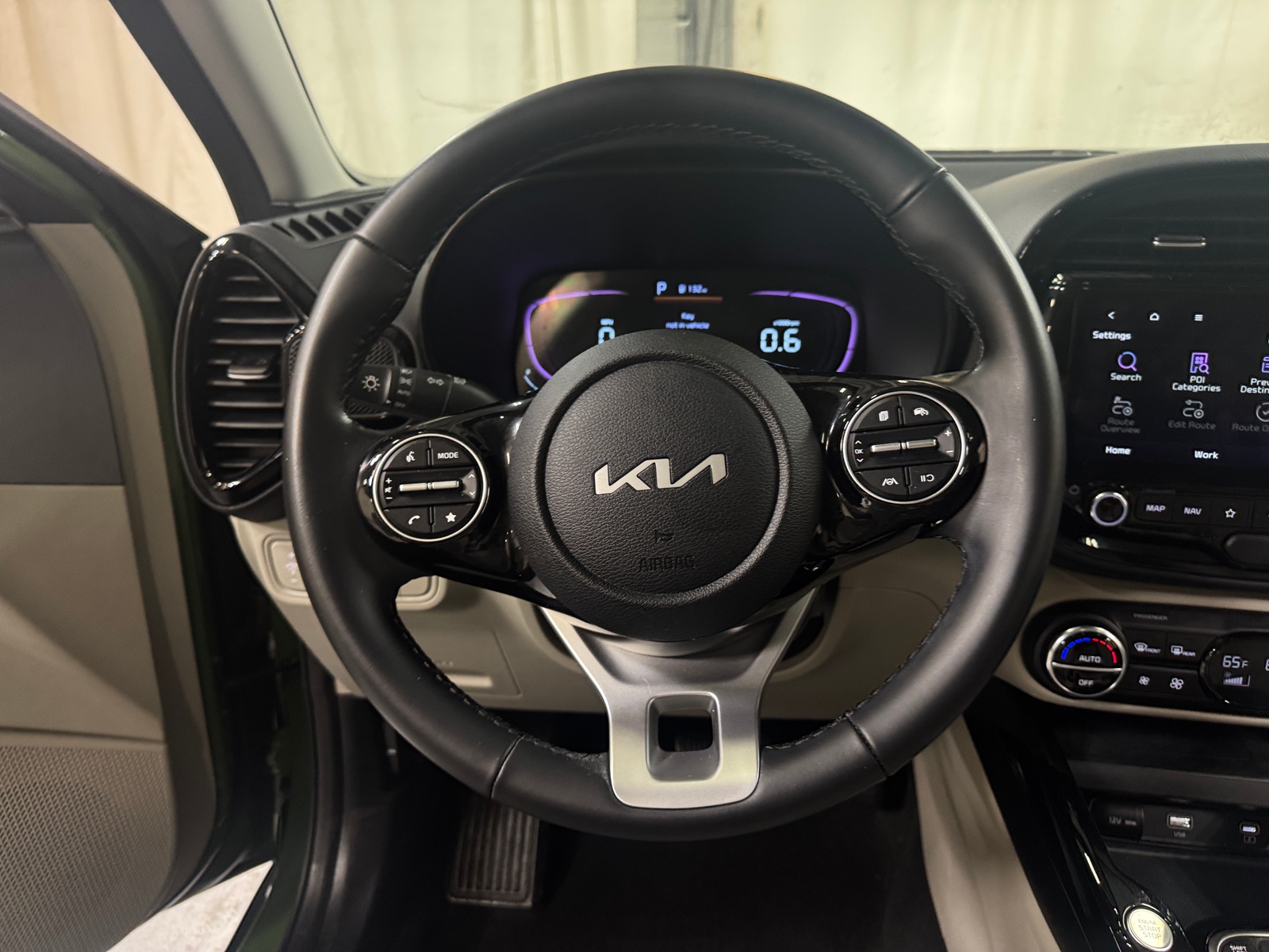 Thumbnail: 2023 Kia Soul - 5