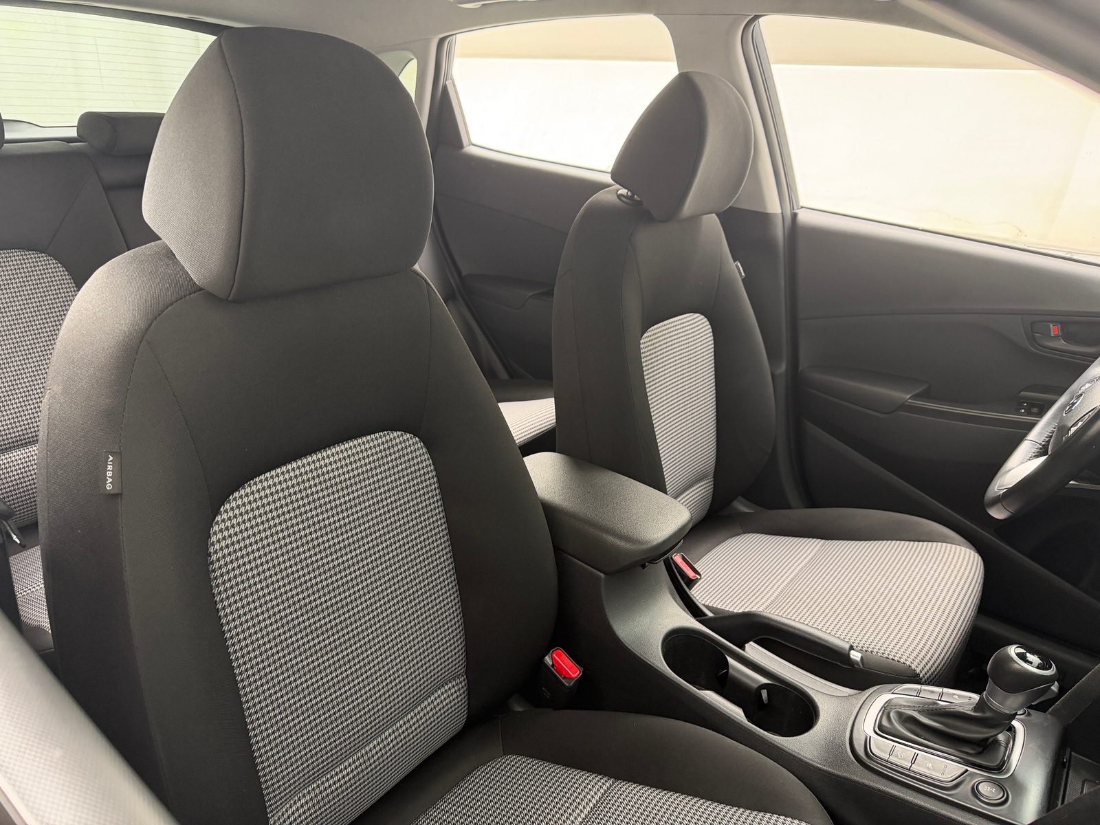 Thumbnail: 2021 Hyundai Kona - 2