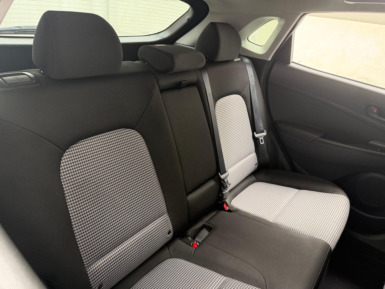 Thumbnail: 2021 Hyundai Kona - 6