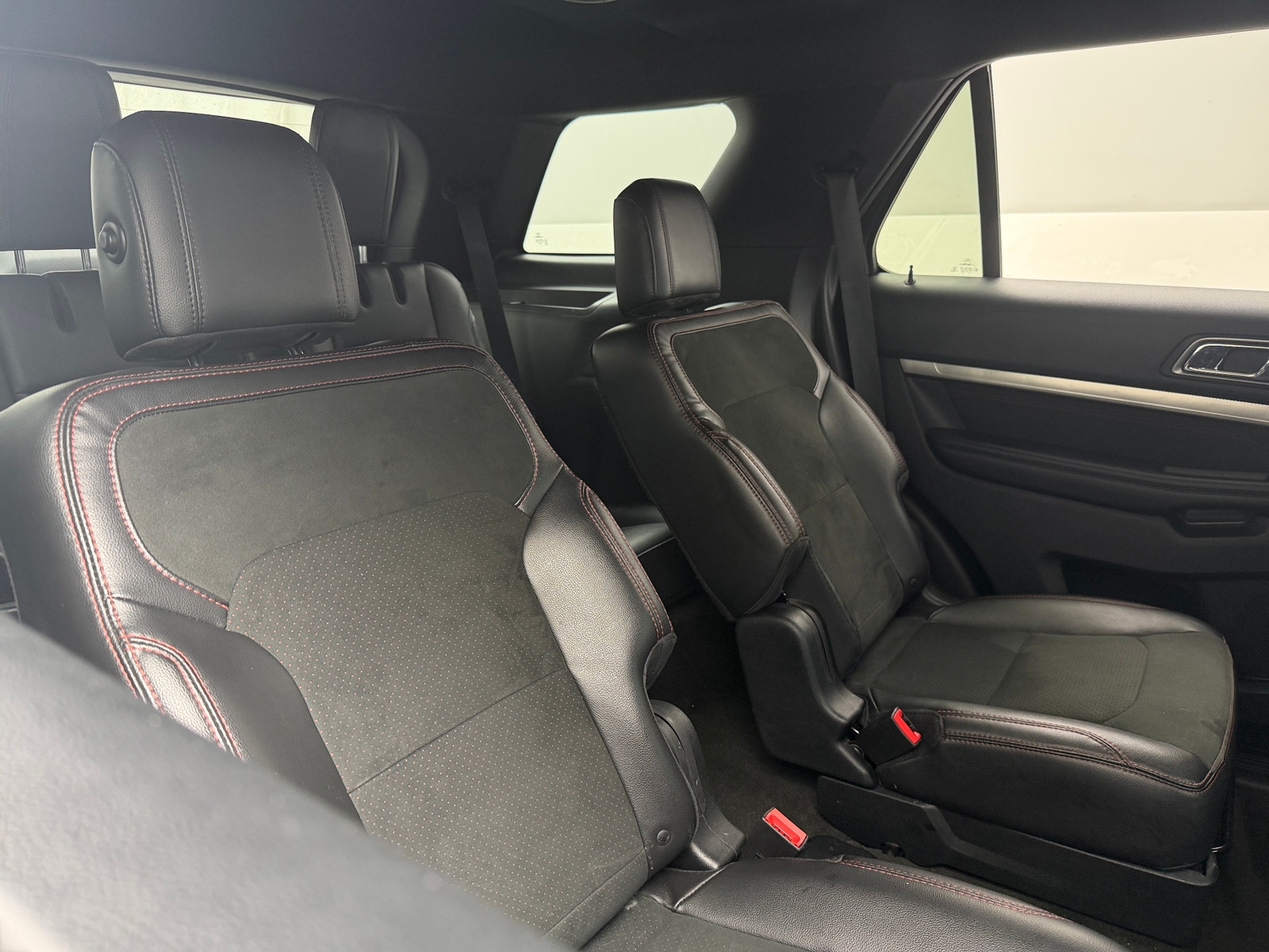 Thumbnail: 2018 Ford Explorer - 6