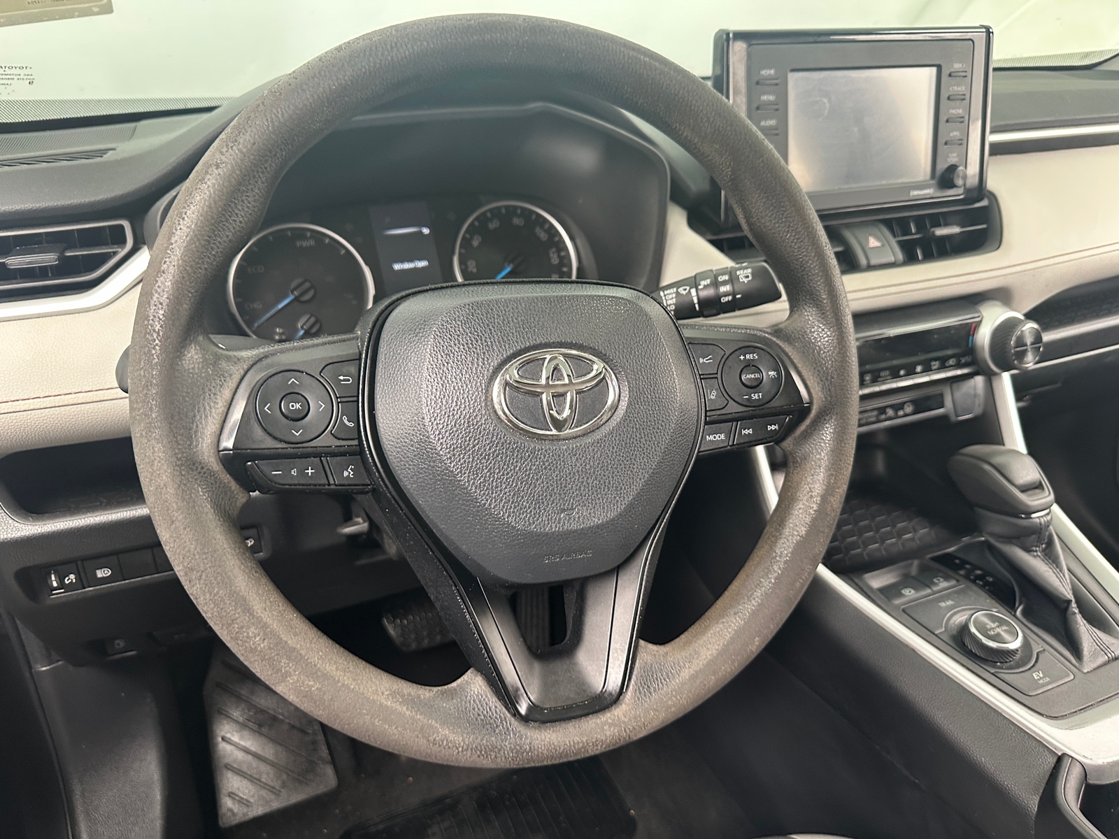 Thumbnail: 2022 Toyota RAV4 - 5