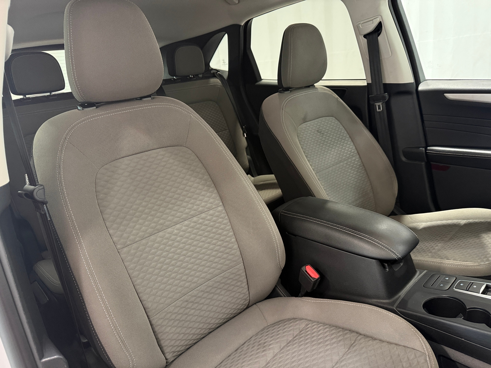Thumbnail: 2022 Ford Escape - 2
