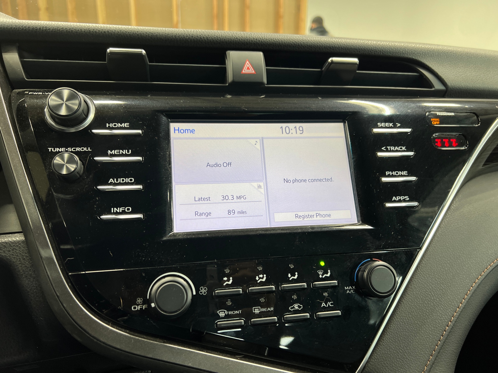 Thumbnail: 2018 Toyota Camry - 4