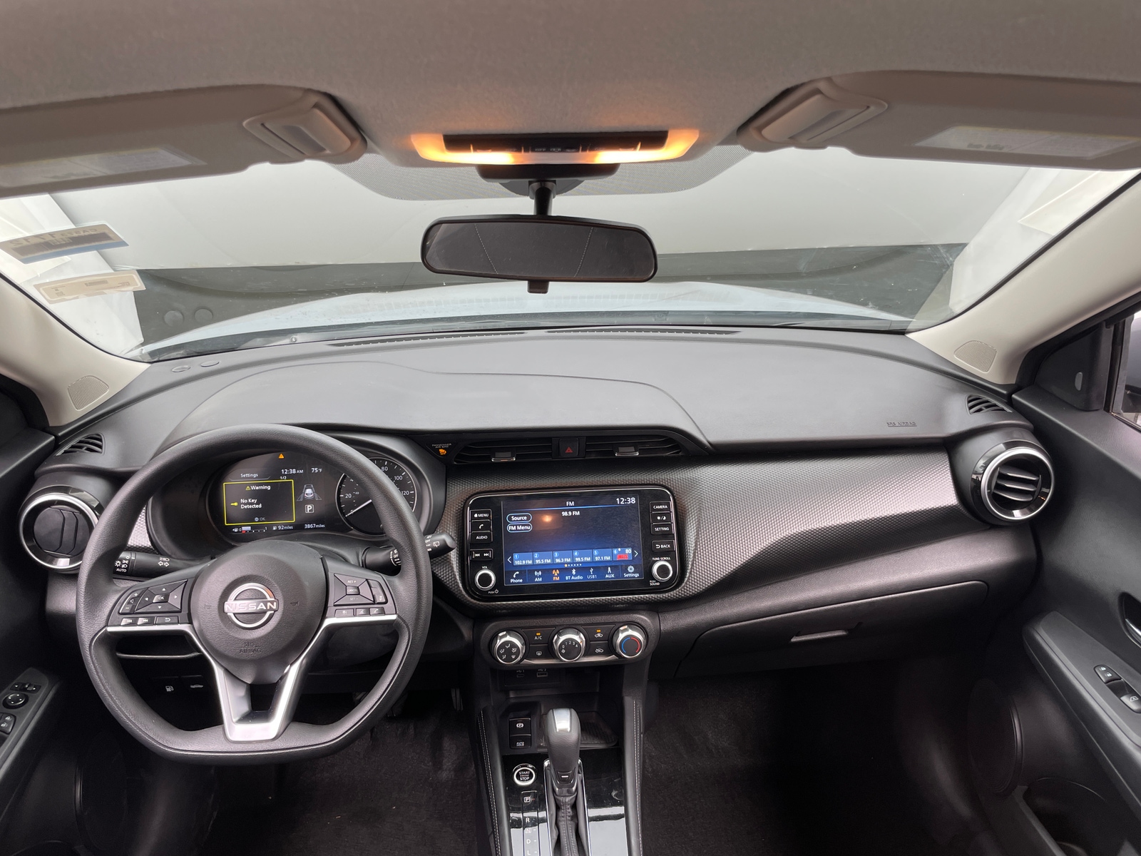 Thumbnail: 2023 Nissan Kicks - 3