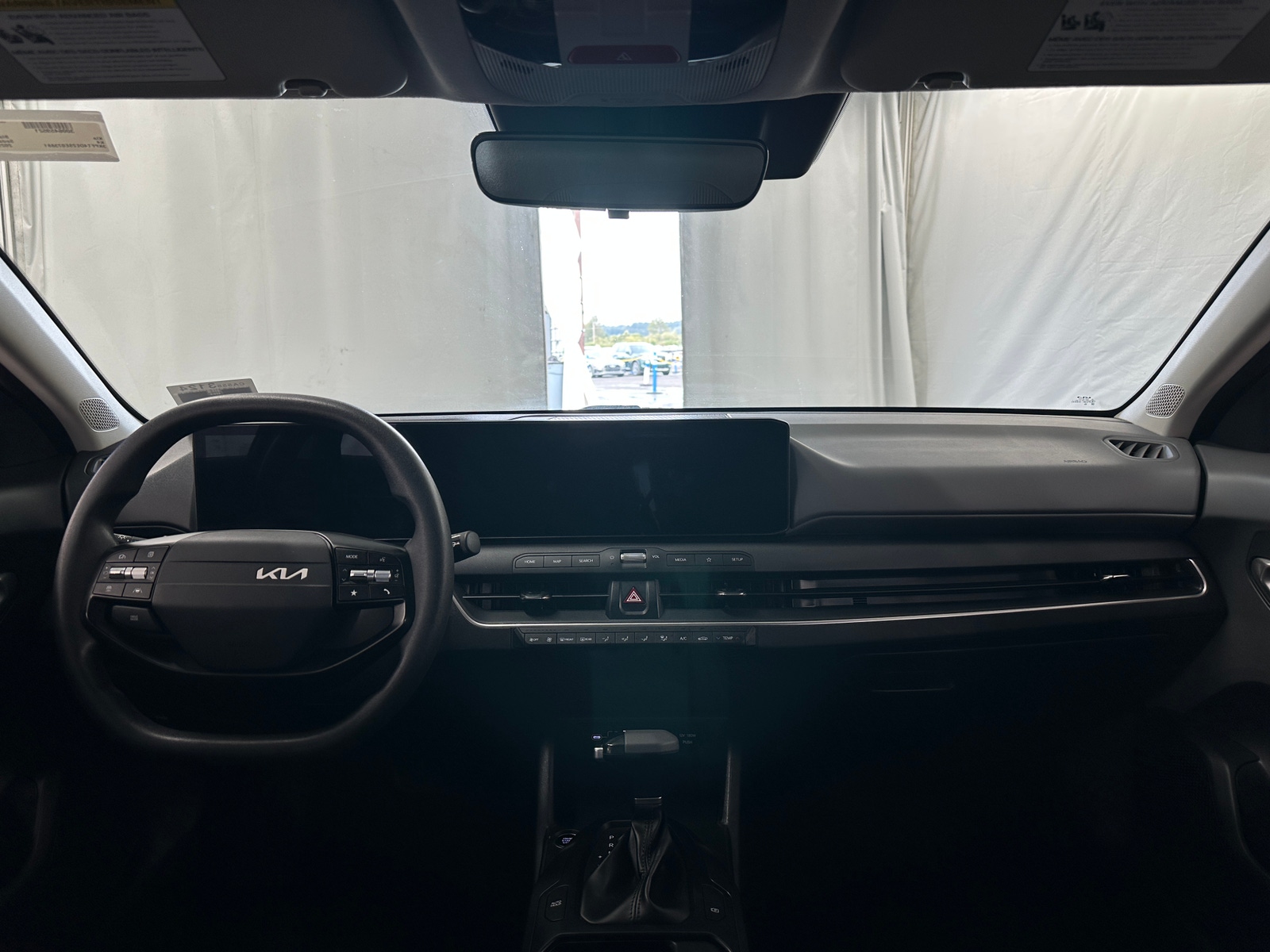 Thumbnail: 2025 Kia K4 - 3