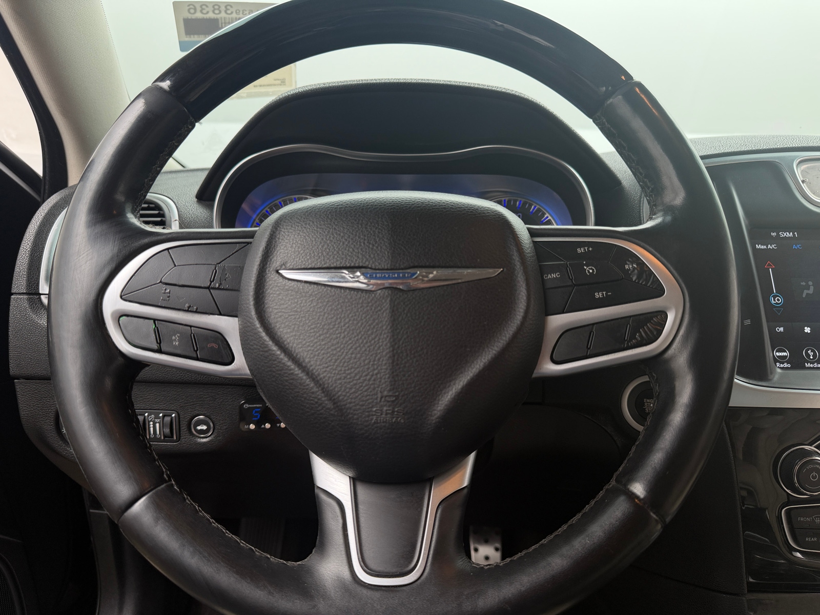 Thumbnail: 2019 Chrysler 300 - 4
