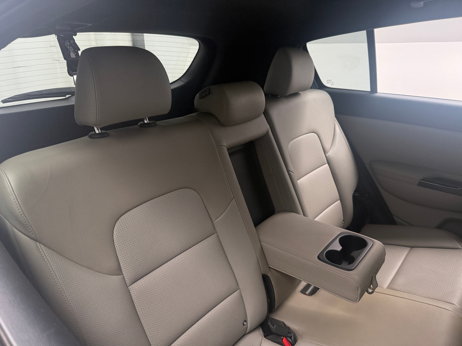 Thumbnail: 2022 Kia Sportage - 5