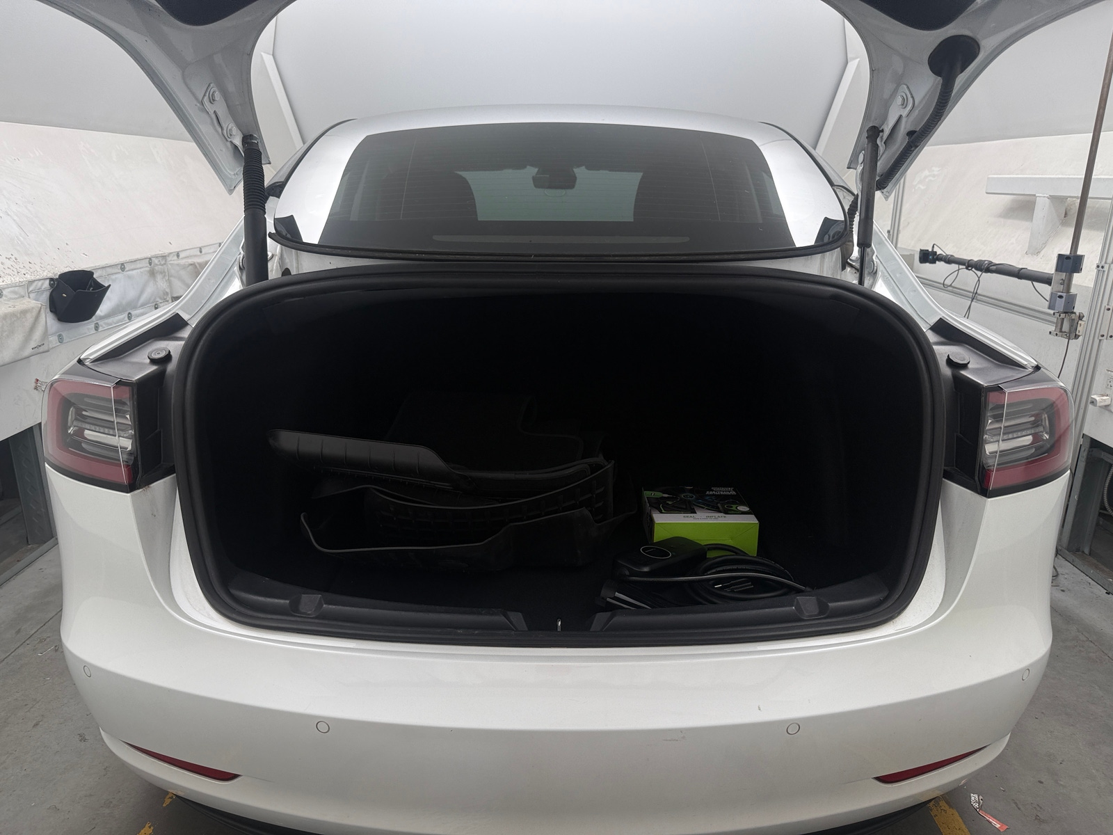 Thumbnail: 2021 Tesla Model 3 - 6